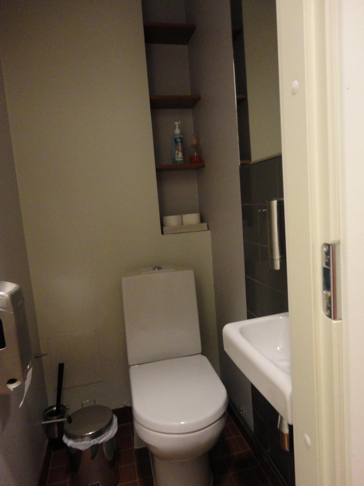 Forenom Hostel Espoo Otaniemi Hostelli *